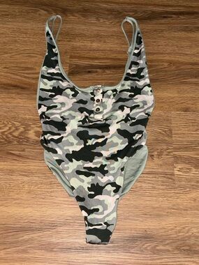 Frankies Bikinis One Piece